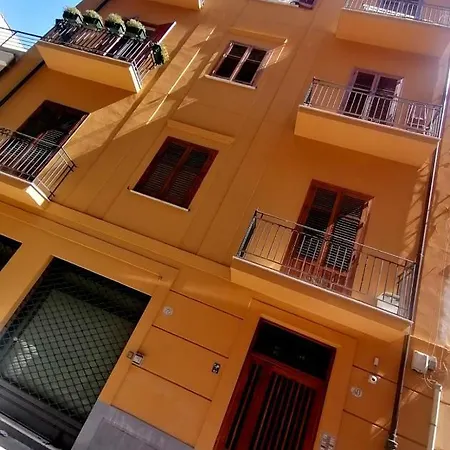 Historic Centre - Near Teatro Massimo Apartmán *